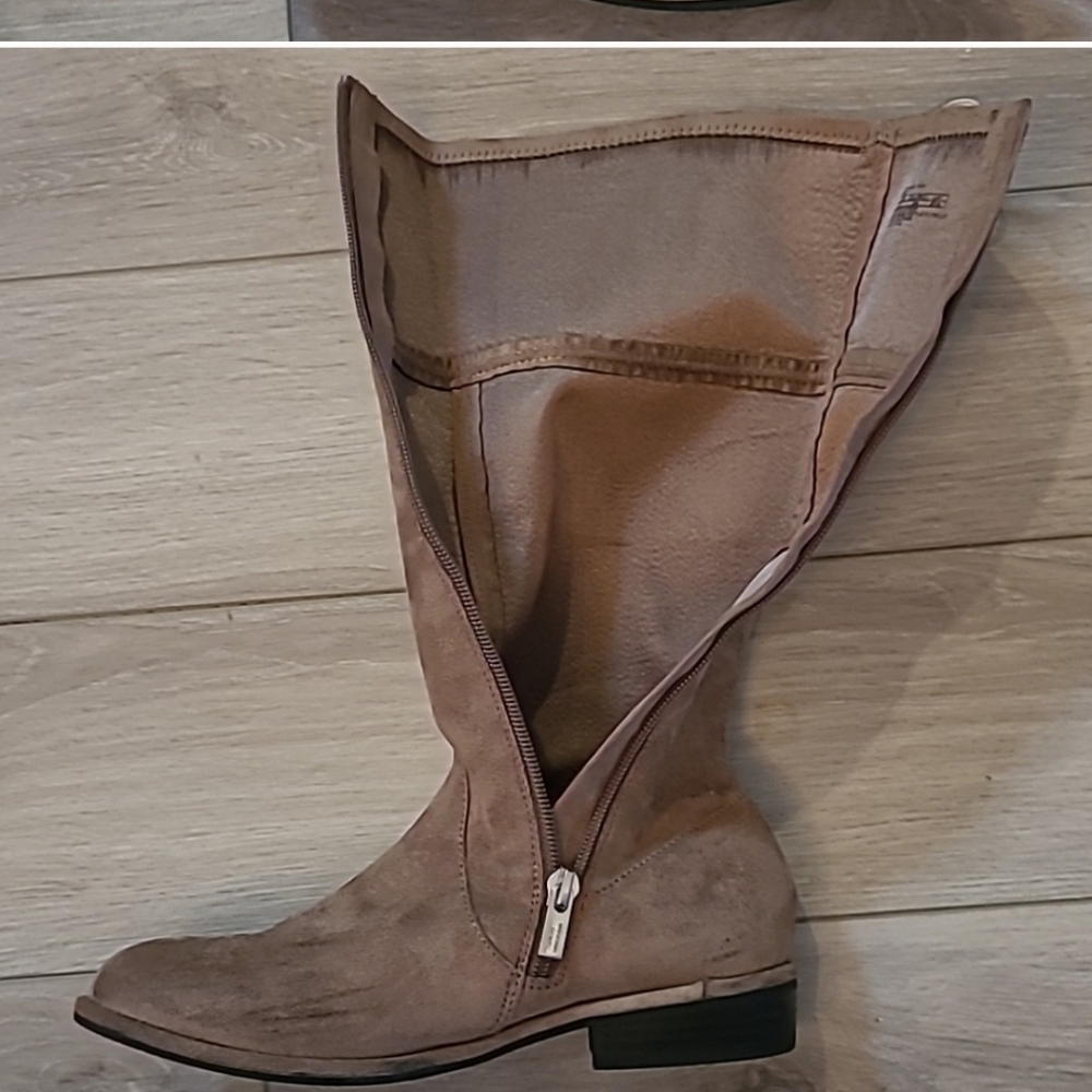 Girl's Stuart Weitzman Taupe Suede Heeled Boots Size 3 - Picture 12 of 16